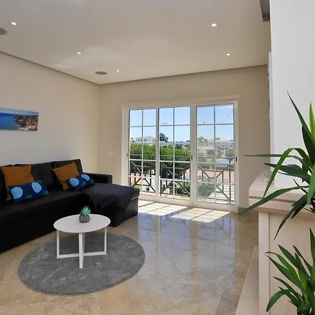 Daire Oura Sea View By Ocvillas *